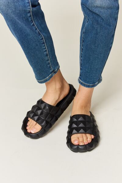 Hazel Blues® |  WILD DIVA Pyramid Stud Toe Band Footbed Sandals