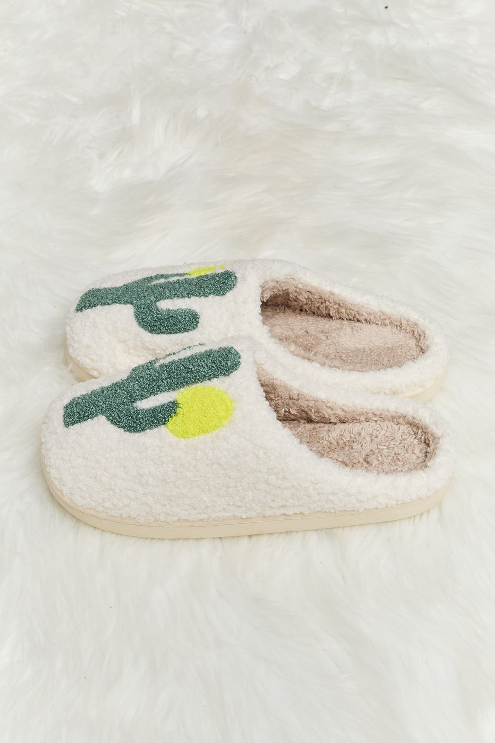 Hazel Blues® |  Melody Cactus Plush Slide Slippers